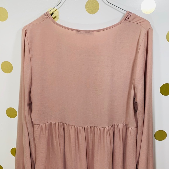 Ro&De Blush Eyelet Boho Tunic; S - Picture 7 of 10